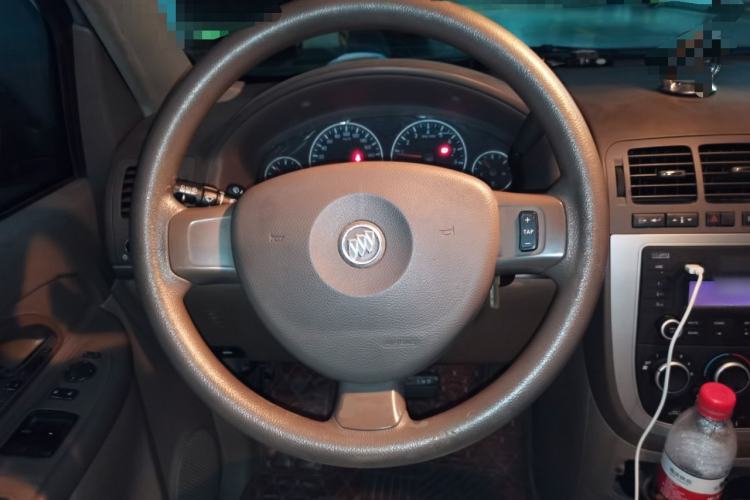 Used Buick GL8 2014 2.4L Classic Edition
