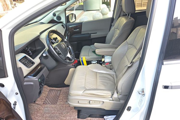 Used Honda Odyssey 2015 Updated Version 2.4L Smart Edition