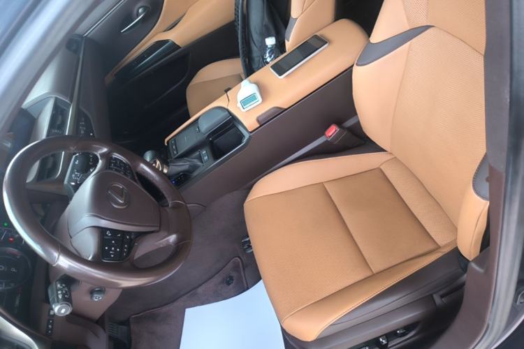 Used Lexus ES 2021 260 Excellence Edition