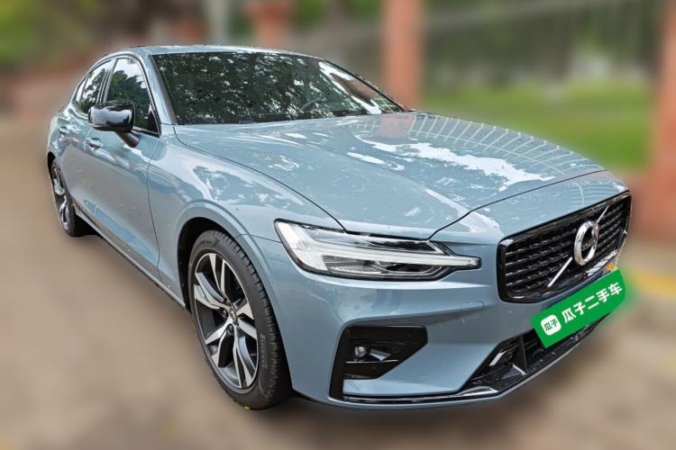Used Volvo S60 2022 B5 Zhiya Sport Edition
