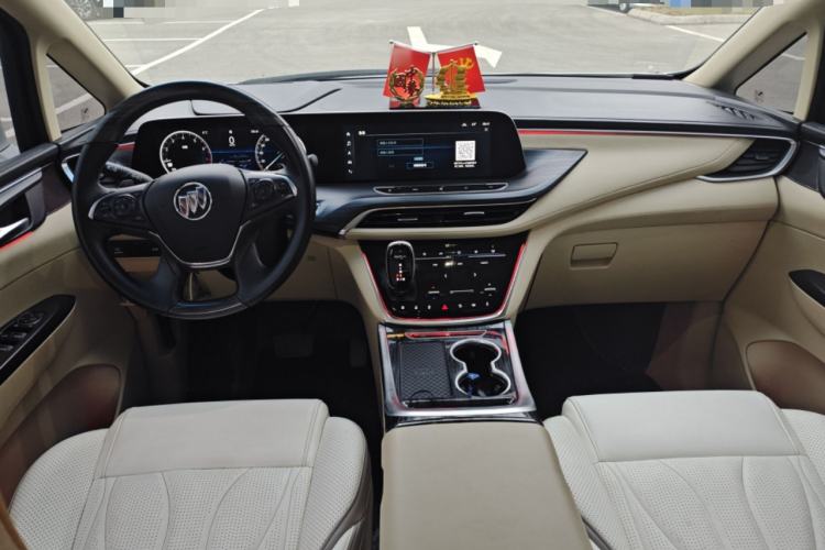 Used Buick GL8 2022 ES Landtrek 653T Luxury Edition