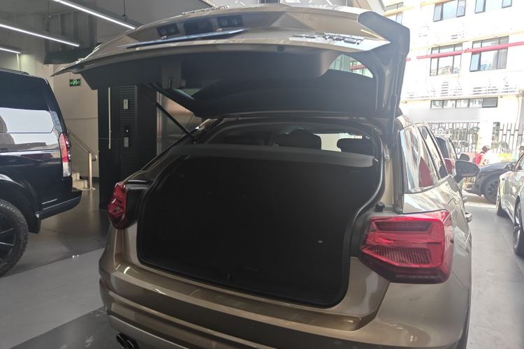 Used Audi Q2L 2021 35 TFSI Fashionable and Elegant Model
