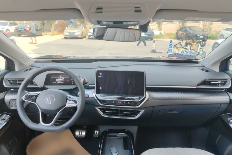 Used Volkswagen ID.6 X 2022 Smart Enjoyment Long-Range Edition