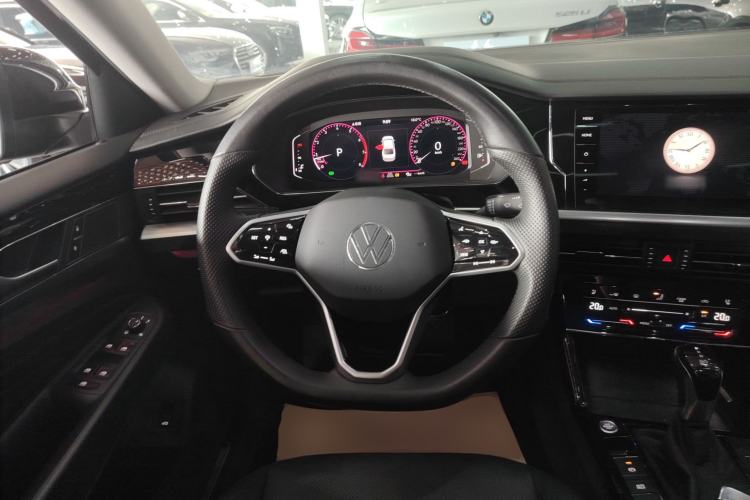 Used Volkswagen Passat 2023 330TSI Starry Luxury Edition Steering Wheel