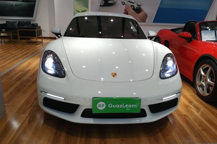 Used Porsche 718 2022 Cayman 2.0T
