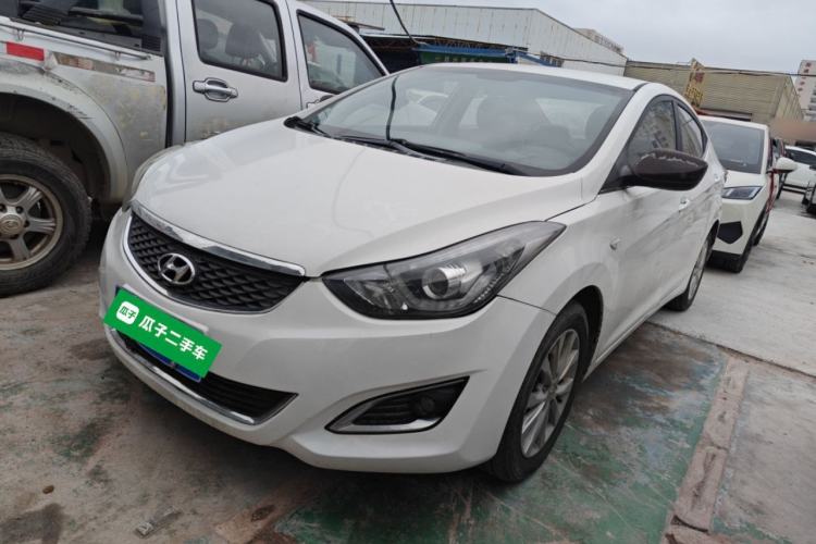 Used Hyundai Elantra (5th Generation / Langdong) 2016 1.6L Automatic Smart Version