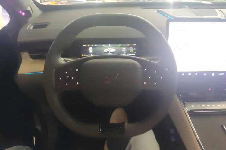 Used JETOUR Shanhai L6 2024 1.5TD DHT ULTRA