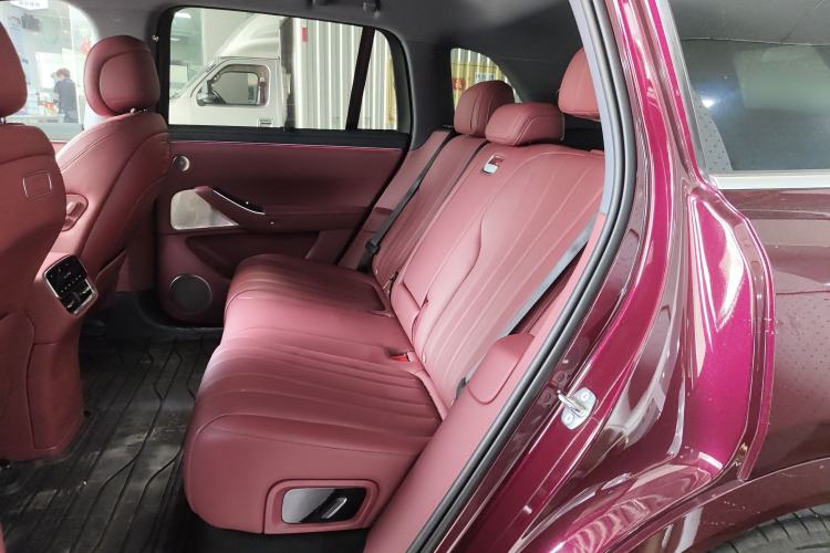 Used Hima AITO M7 2026 Model Range-Extending Ultra All-Wheel Drive 5-Seater Version Left Rear Seat