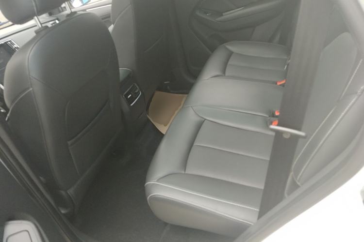 Used Roewe RX5 2019 20T Two-Wheel Drive Automatic Ali Smart Connectivity Platinum Edition
