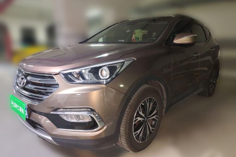 Used Hyundai Santa Fe 2017 2.0T Automatic All-Wheel Drive Smart 7-Seater