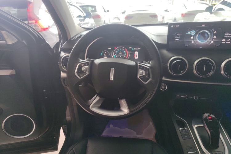 Used Wey VV6 2020 2.0T Two-Wheel Drive Smart Protection+