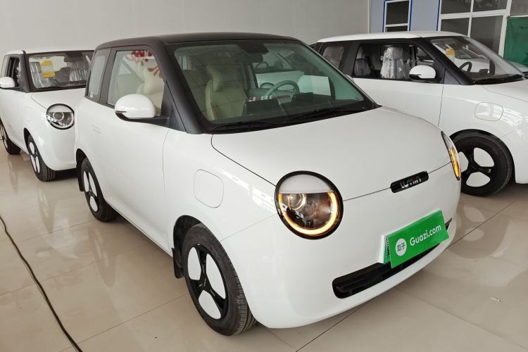 Used CHANGAN NEVO Lumin 2025 301km Honey Dew Edition Front Right 45 Deg