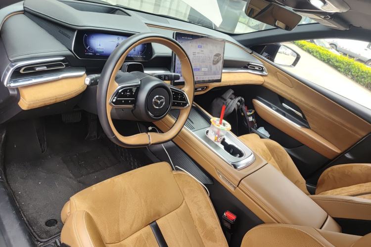 Used Mazda EZ-6 2024 Range-Extended 200 Luxury Edition