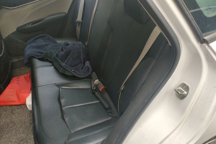 Used Buick GT 2019 15T Dual-Clutch Advanced Version China VI Standard Left Rear Seat