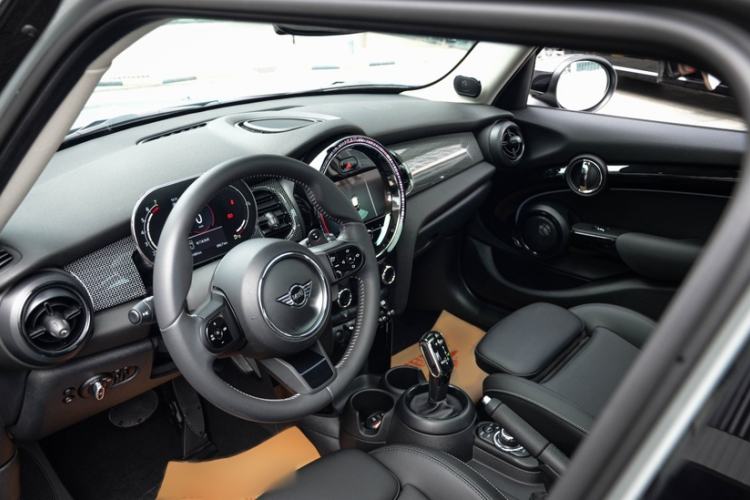 Used MINI 2022 Updated 2.0T COOPER S Classic Edition Five-Door Version Interior 12