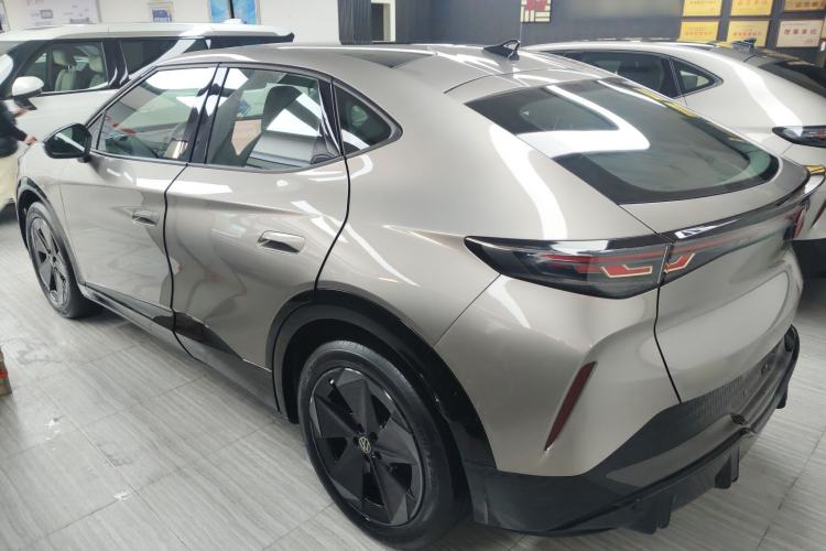 Used Volkswagen ID.UNYX 2024 Pro Long-Range Version