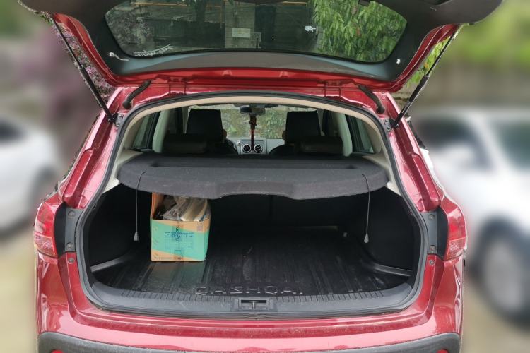 Used Nissan Qashqai 2011 2.0 XL Fire CVT 2WD Trunk