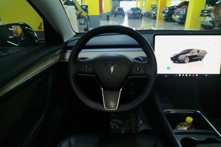 Used Tesla Model 3 2022 Rear-Wheel-Drive Version