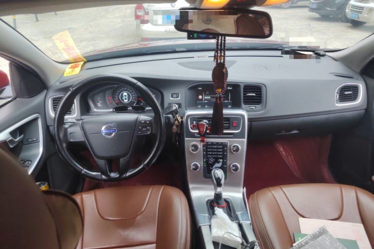 Used Volvo S60 2015 S60L 2.0T Smart Drive Edition
