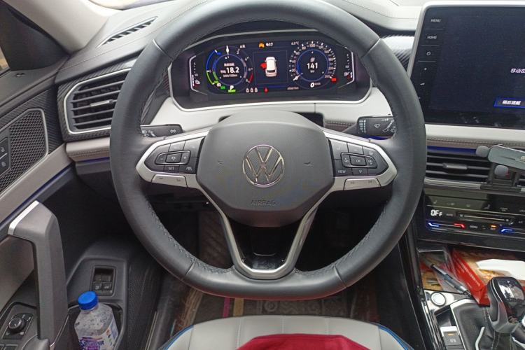 Used Volkswagen Tayron GTE Plug-in Hybrid 2023 280TSI Luxury Plus Advanced Edition Steering Wheel