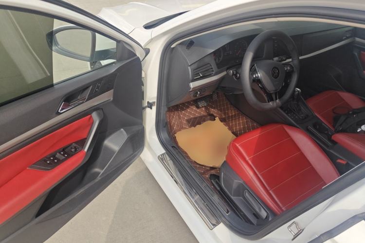 Used Volkswagen Lavida 2022 1.5L Automatic Fashion Edition Driver Seat