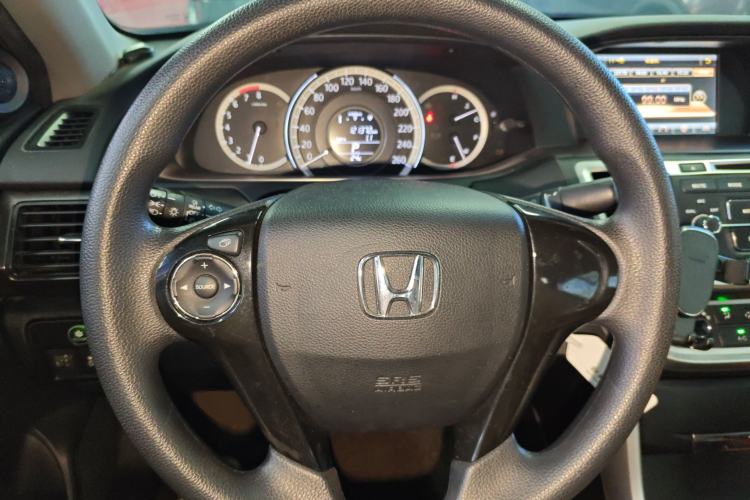 Used Honda Accord 2015 2.0L LX Comfort Edition Steering Wheel