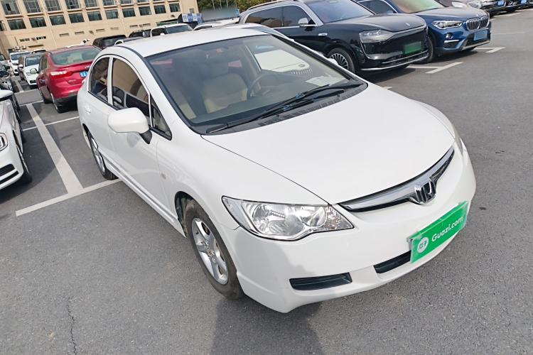 Used CIIMO CIIMO 2015 1.8L Automatic Comfort Edition