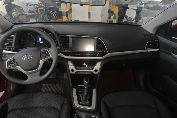 Used Hyundai Elantra (6th Generation / Lingdong) 2016 1.6L Automatic ZhiXuan – Elite Version Interior 2
