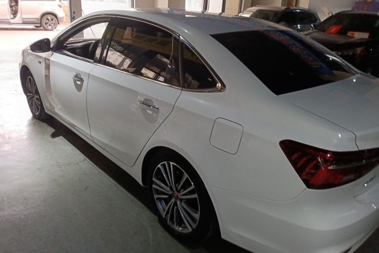 Used Roewe i6 2020 PLUS 1.6L CVT 4G Connected Glory Flagship Edition