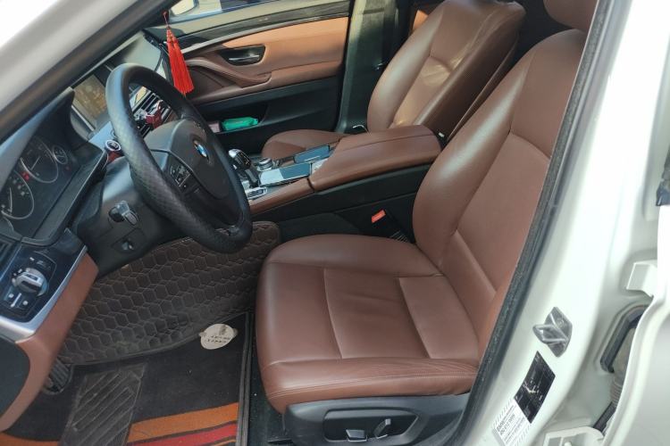 Used BMW 5 Series 2014 520Li Elegant Model
