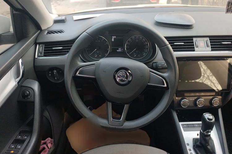 Used Skoda Octavia 2017 1.6L Automatic Chuanxing Edition