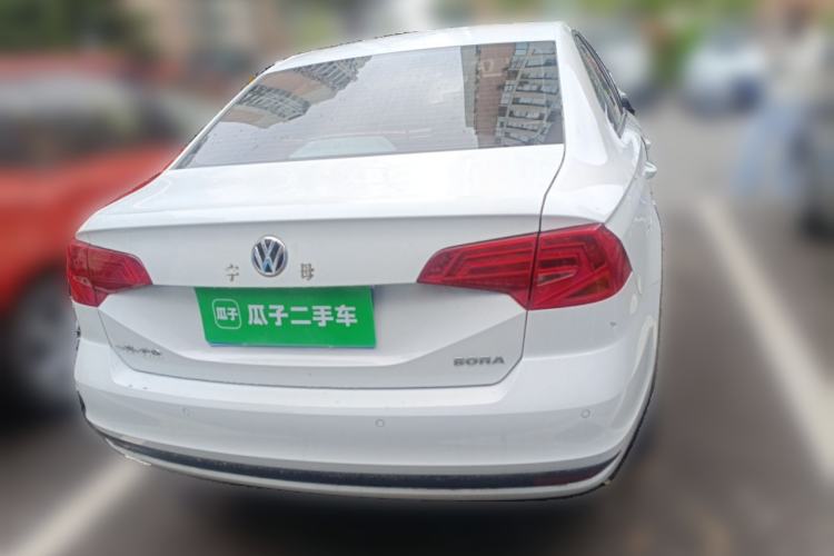 Used Volkswagen Bora 2016 1.6L Manual Fashion Edition
