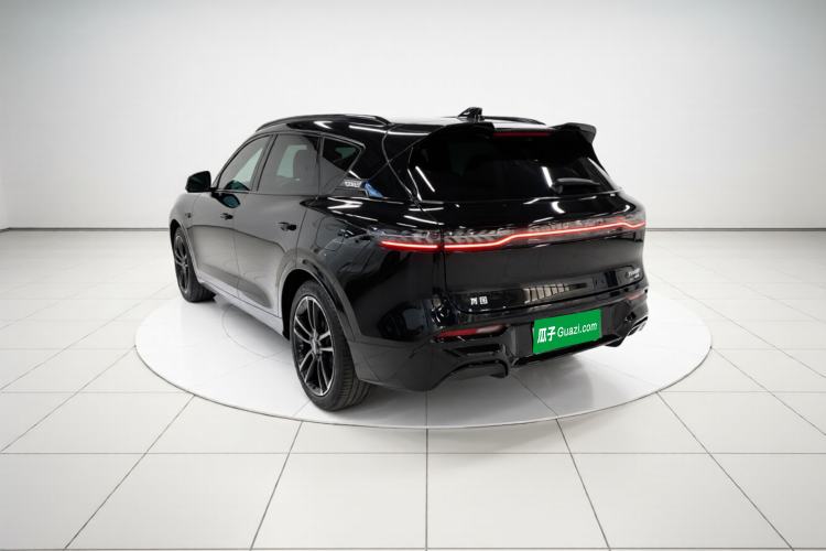 Used VOYAH FREE 2025 318 259 km All-Wheel-Drive Exploration Edition