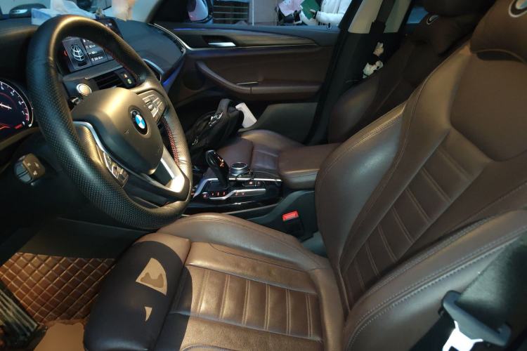 Used BMW X3 2019 xDrive28i Luxury Package Left Front Seat