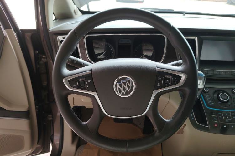 Used Buick GL8 2011 2.4L LT Luxury Business Executive Edition Steering Wheel