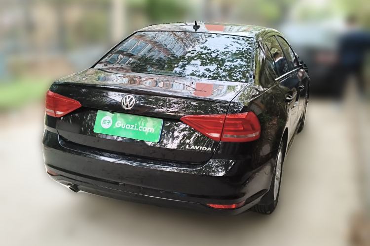 Used Volkswagen Lavida 2015 1.6L Manual Fashion Edition Rear Right 45 Deg