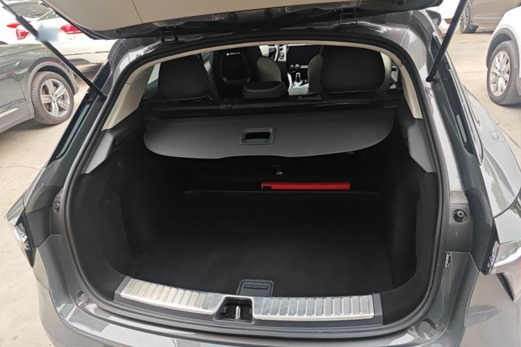 Used Lynk & Co 02 2018 1.5T DCT Two-Wheel Drive Zhaoban China V Standard Trunk