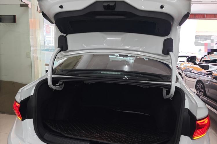 Used Volkswagen Sagitar 2023 300TSI DSG Excellence Edition Trunk