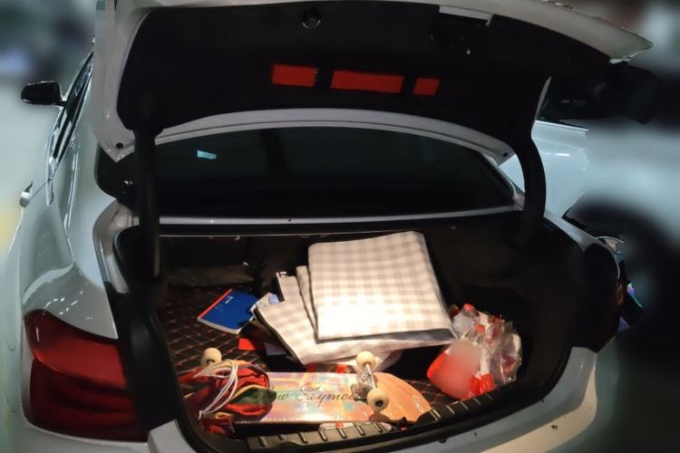 Used BMW 3 Series 2018 320Li Fashion Model Trunk