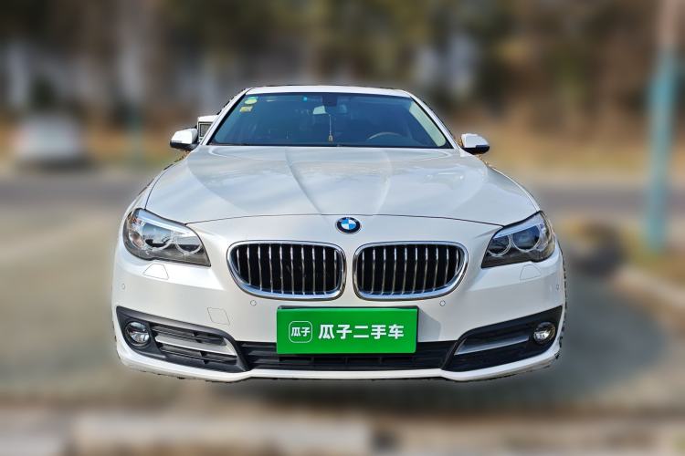 Used BMW 5 Series 2014 520Li Elegant Model
