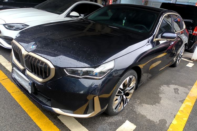 Used BMW 5 Series 2024 530Li Luxury Package Premium Edition