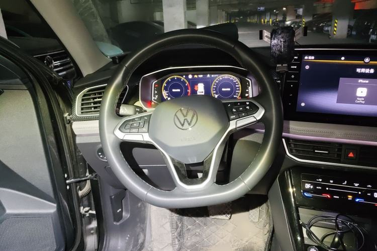 Used Volkswagen Tayron 2023 280TSI Two-Wheel-Drive Luxury Plus Advanced Version Steering Wheel