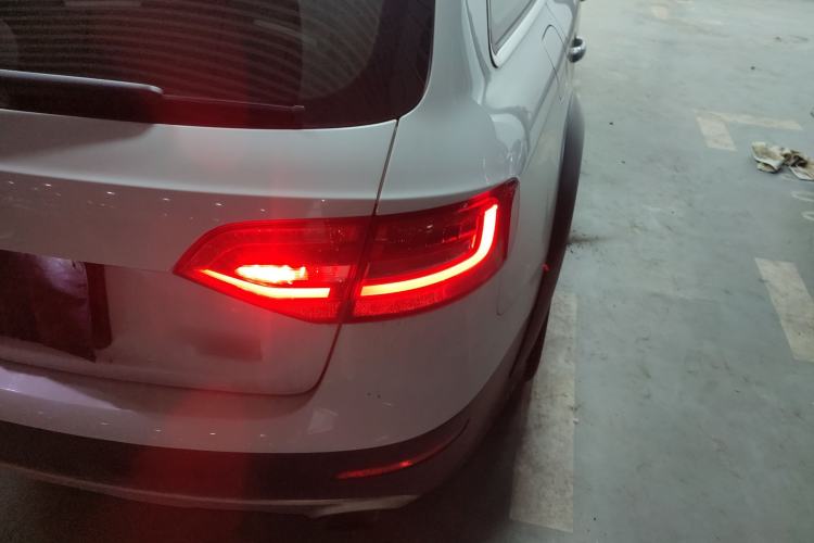 Used Audi A4 2014 40 TFSI allroad quattro plus version