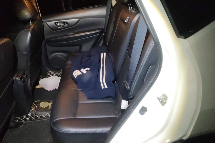 Used Nissan X-Trail 2015 2.0L CVT Comfort MAX Edition 2WD