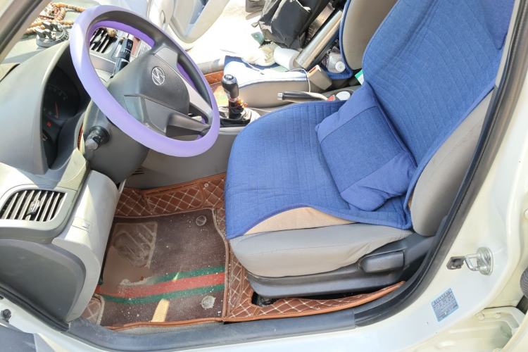 Used Hyundai Verna (older generation) 2014 1.4L Manual Smart GLS Trim Left Front Seat