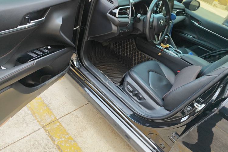 Used Toyota Camry 2023 Dual-Motor 2.5 HGVP Leading Edition Driver Seat