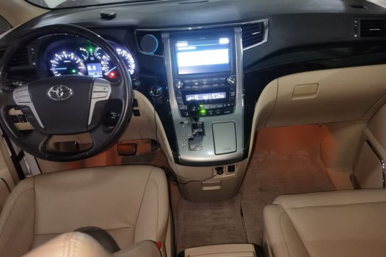Used Toyota Alphard 2012 3.5L Luxury Edition
