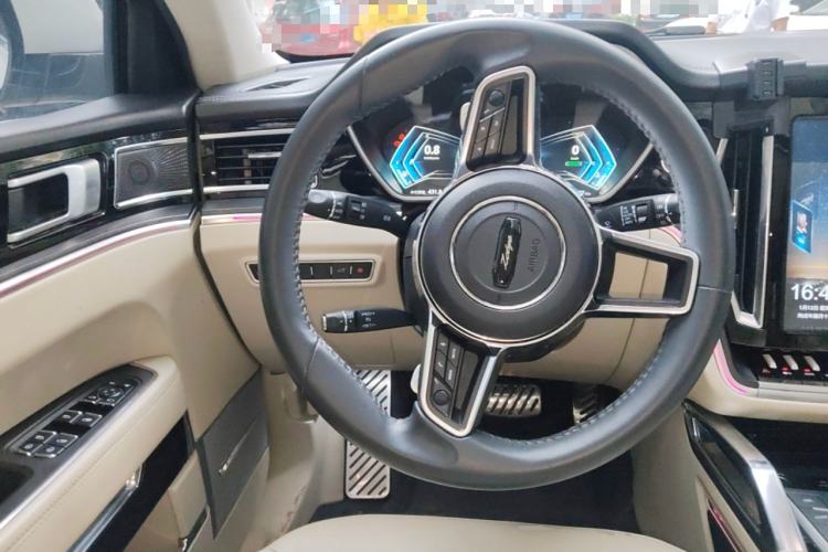 Used Zotye T700 2017 1.8T Dual-Clutch Prestige Model