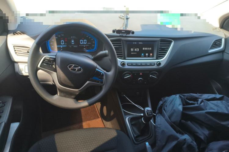 Used Hyundai Verna (new generation) 2020 1.4L Manual GLS Cool Edition
