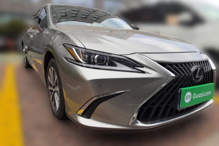 Used Lexus ES 2022 200 Excellence Edition
